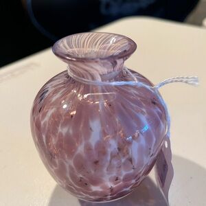 Elegant Purple Swirl Glass Vase